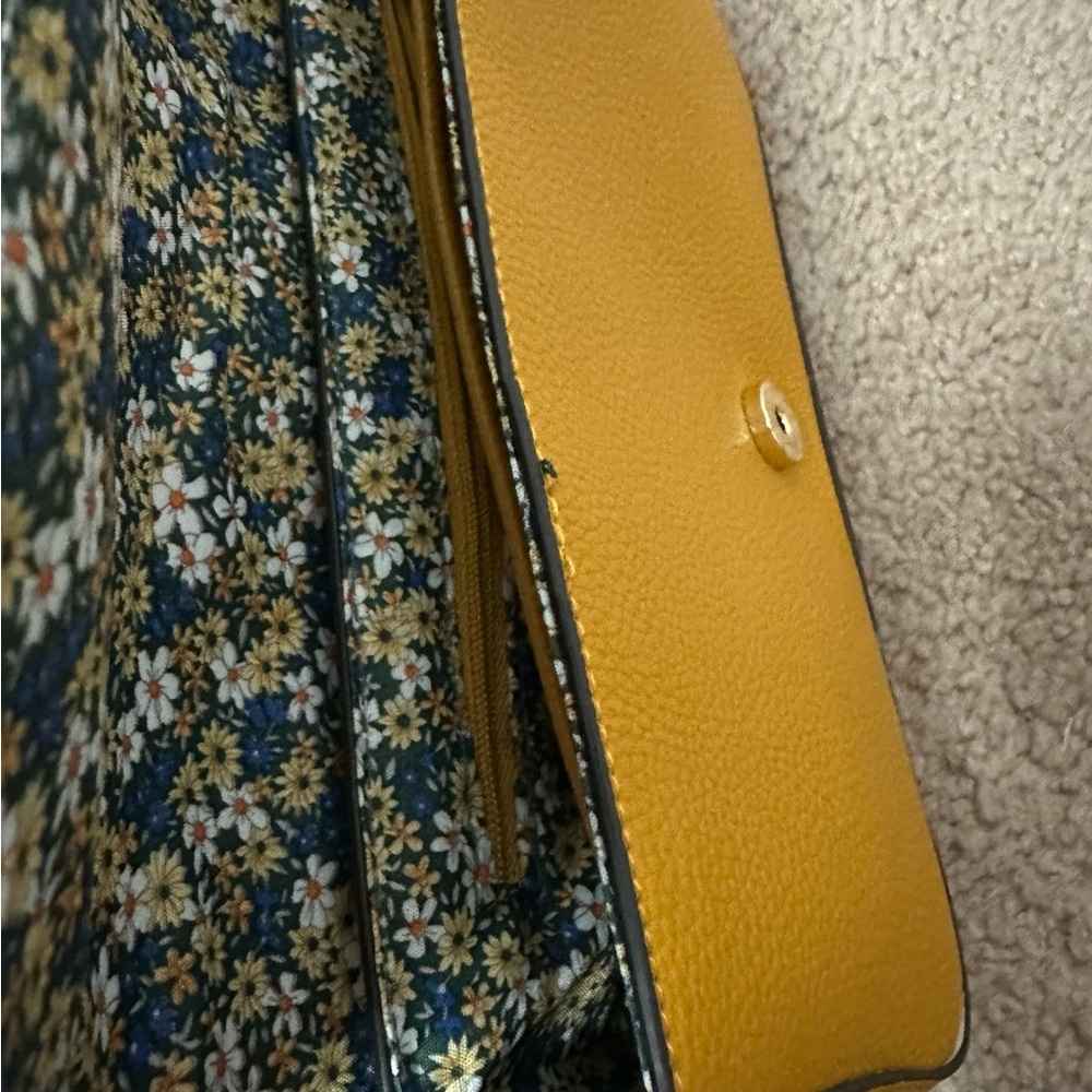 Nanette Lepore Mustard Yellow Shoulder Bag - Picture 4 of 4